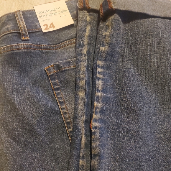 Lane Bryant Boyfriend capri - Picture 3 of 3